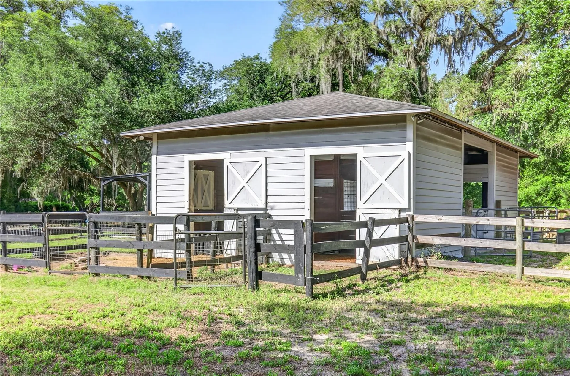 32040 Chestnut Lane Sorrento FL 32776