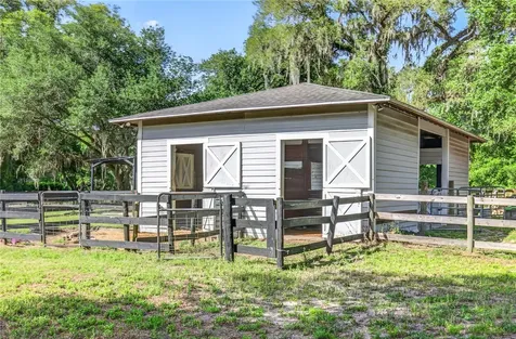 32040 Chestnut Lane Sorrento FL 32776