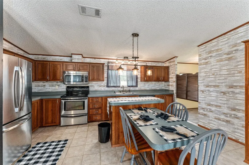 8960 SW 32nd Terrace Ocala FL 34476