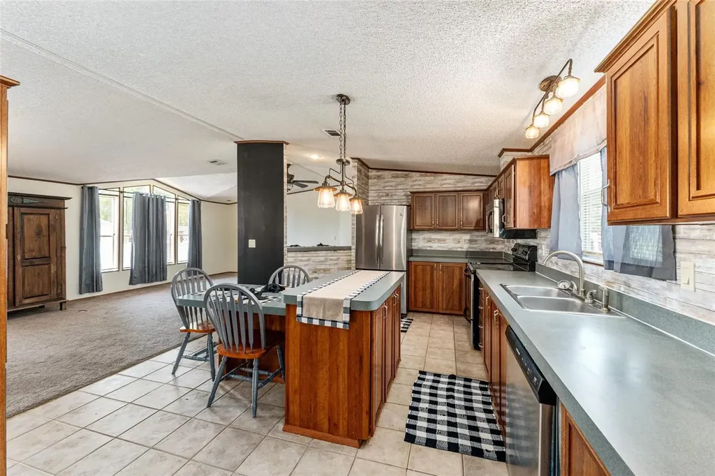 8960 SW 32nd Terrace Ocala FL 34476