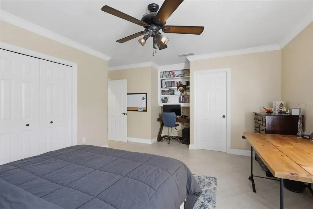 4937 Landings Court Sarasota FL 34231