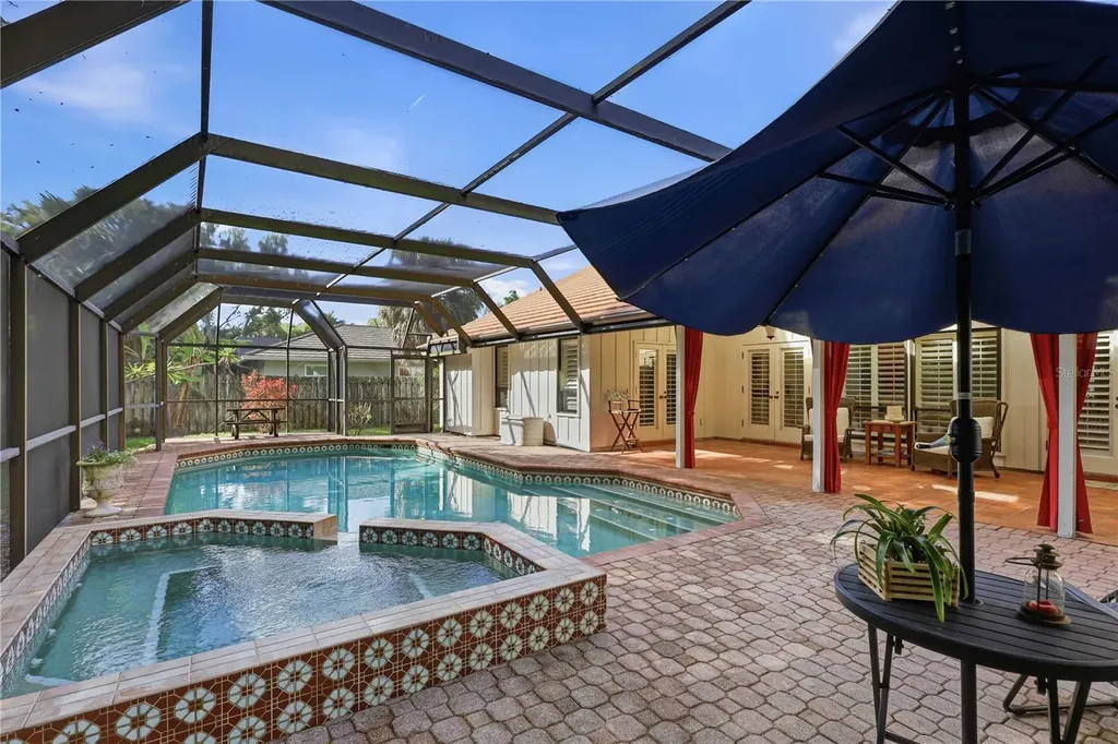 4937 Landings Court Sarasota FL 34231
