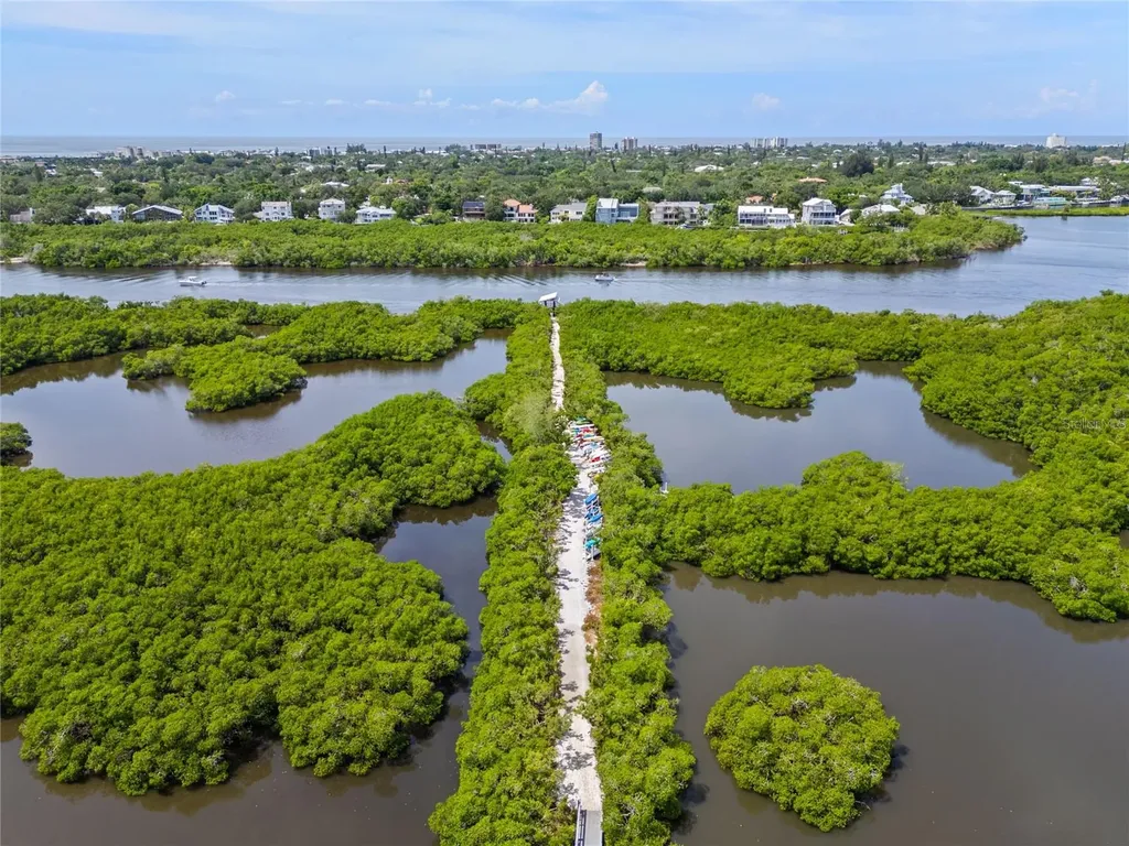 4937 Landings Court Sarasota FL 34231