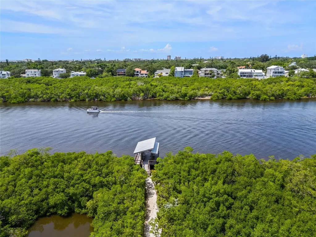 4937 Landings Court Sarasota FL 34231