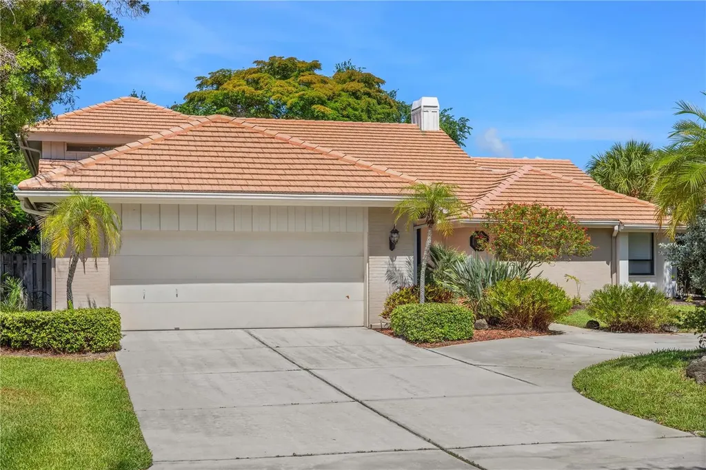 4937 Landings Court Sarasota FL 34231
