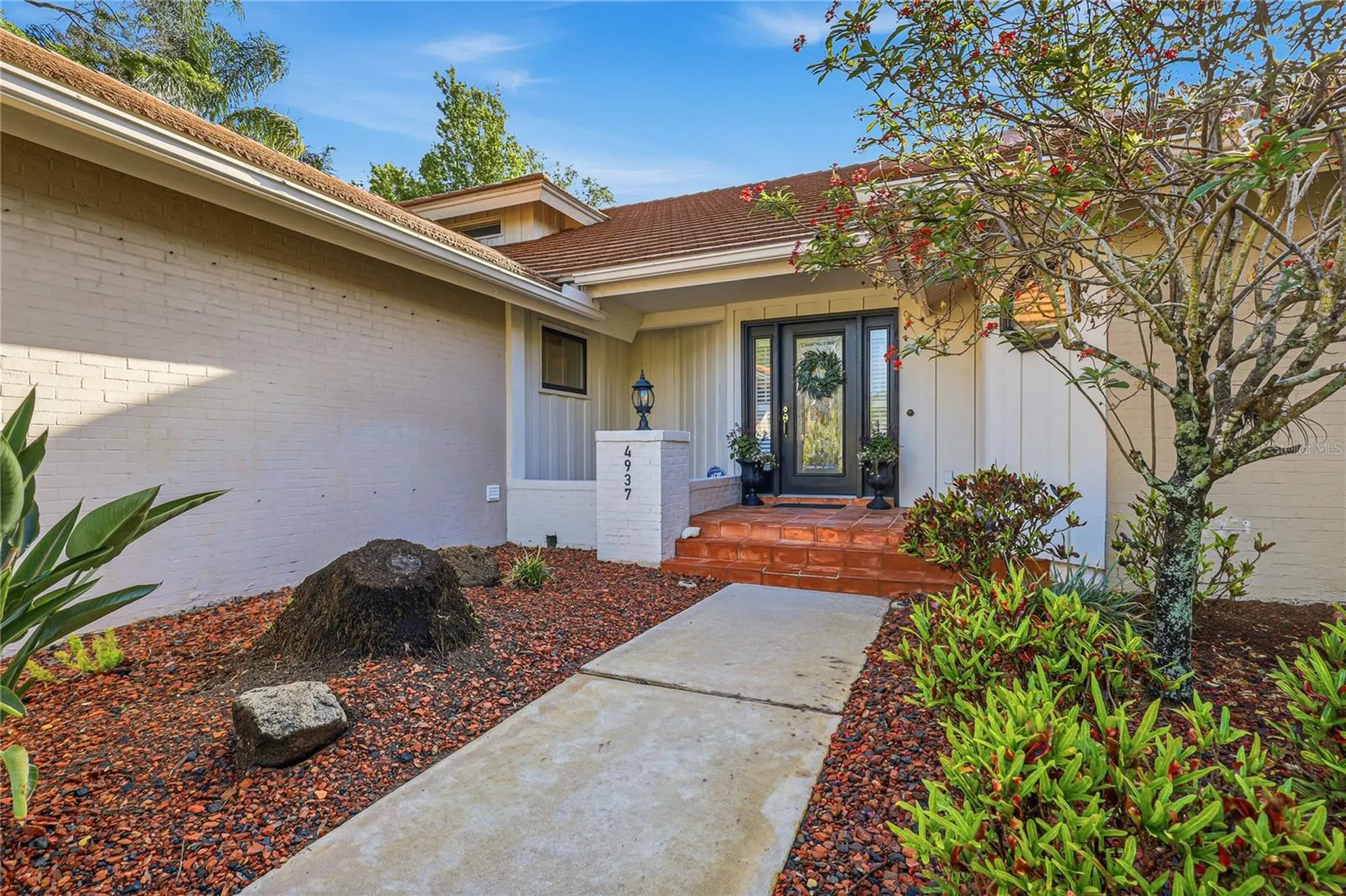 4937 Landings Court Sarasota FL 34231