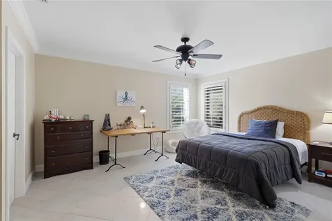 4937 Landings Court Sarasota FL 34231