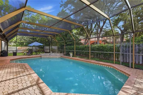 4937 Landings Court Sarasota FL 34231