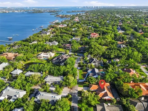 4937 Landings Court Sarasota FL 34231