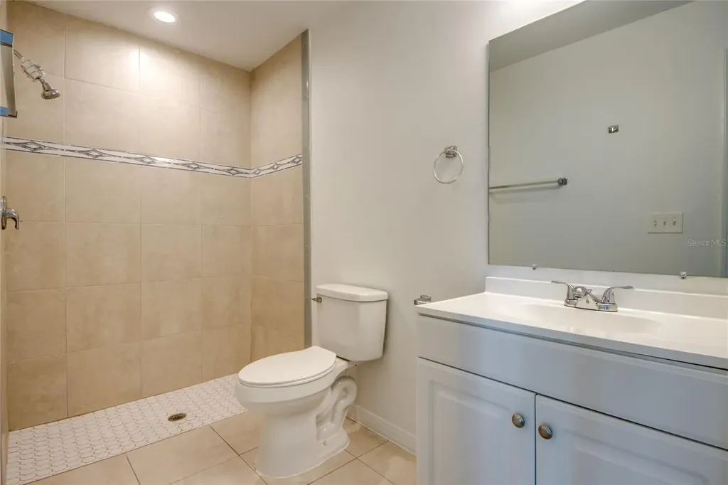 842/844 SW 39th Terrace Cape Coral FL 33914