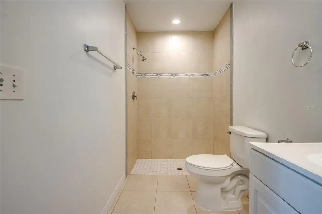 842/844 SW 39th Terrace Cape Coral FL 33914