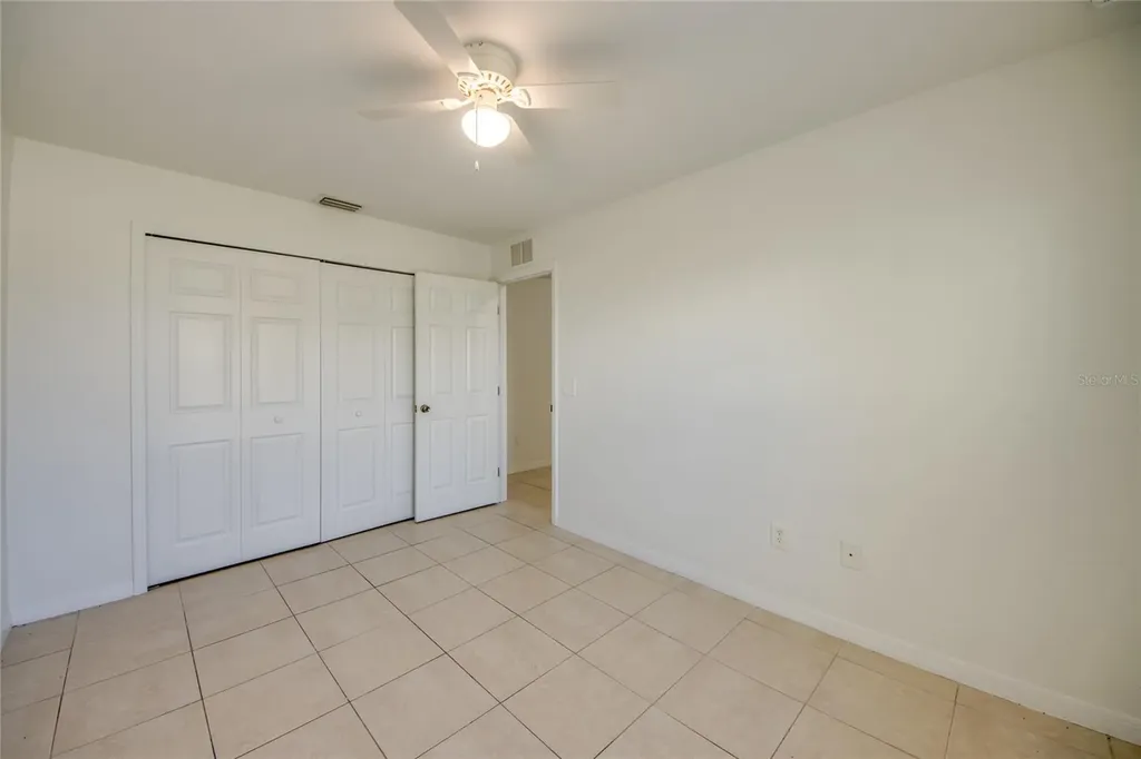 842/844 SW 39th Terrace Cape Coral FL 33914
