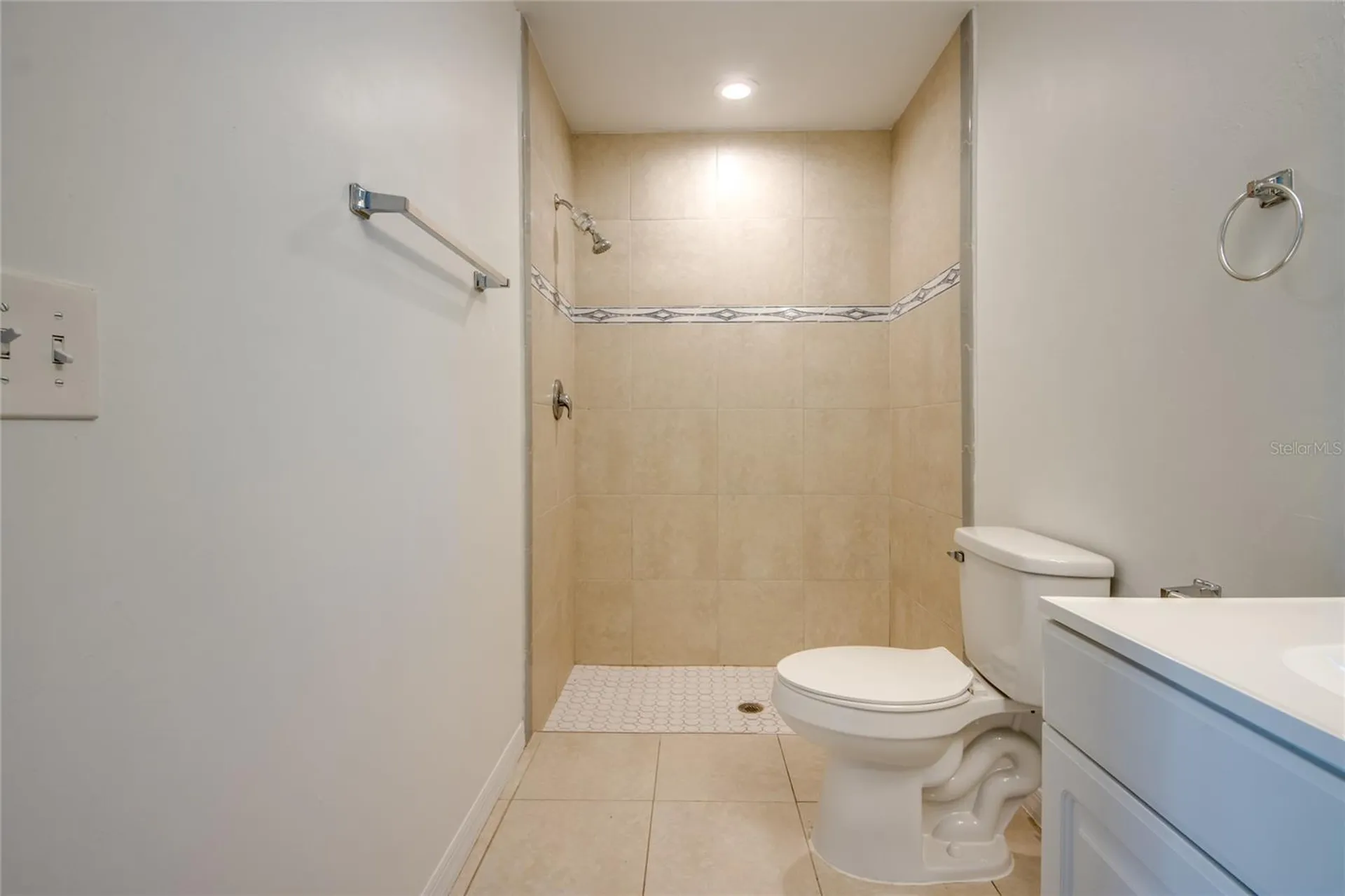 842/844 SW 39th Terrace Cape Coral FL 33914