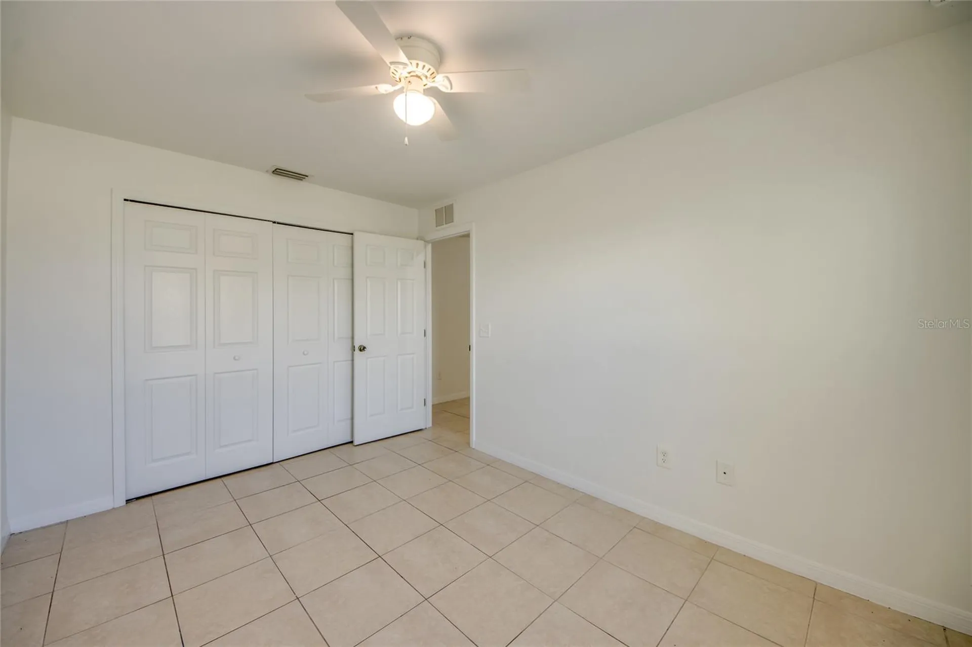 842/844 SW 39th Terrace Cape Coral FL 33914