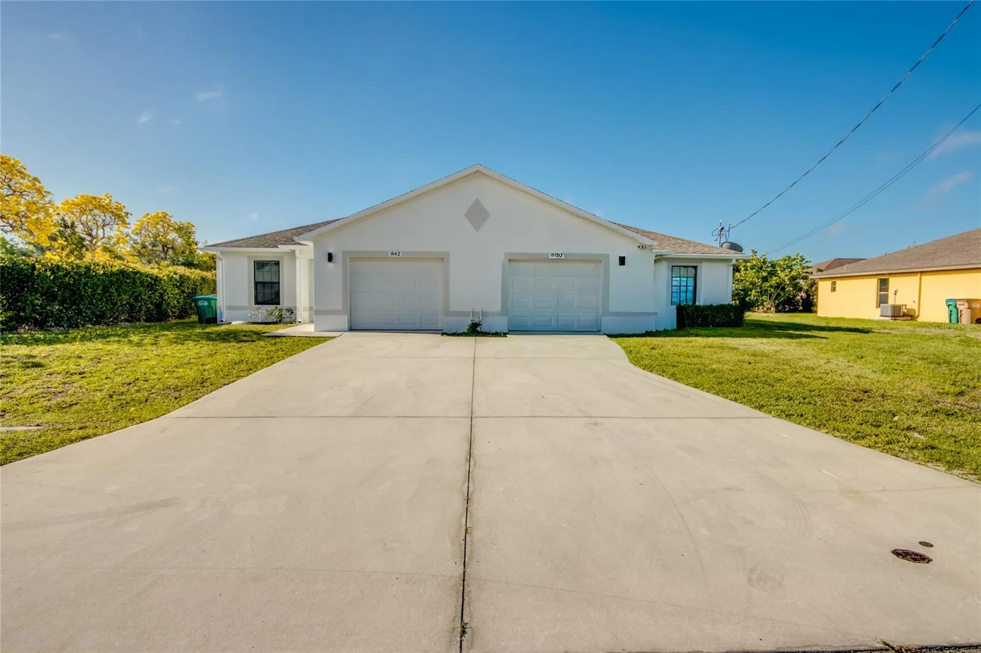 842/844 SW 39th Terrace Cape Coral FL 33914