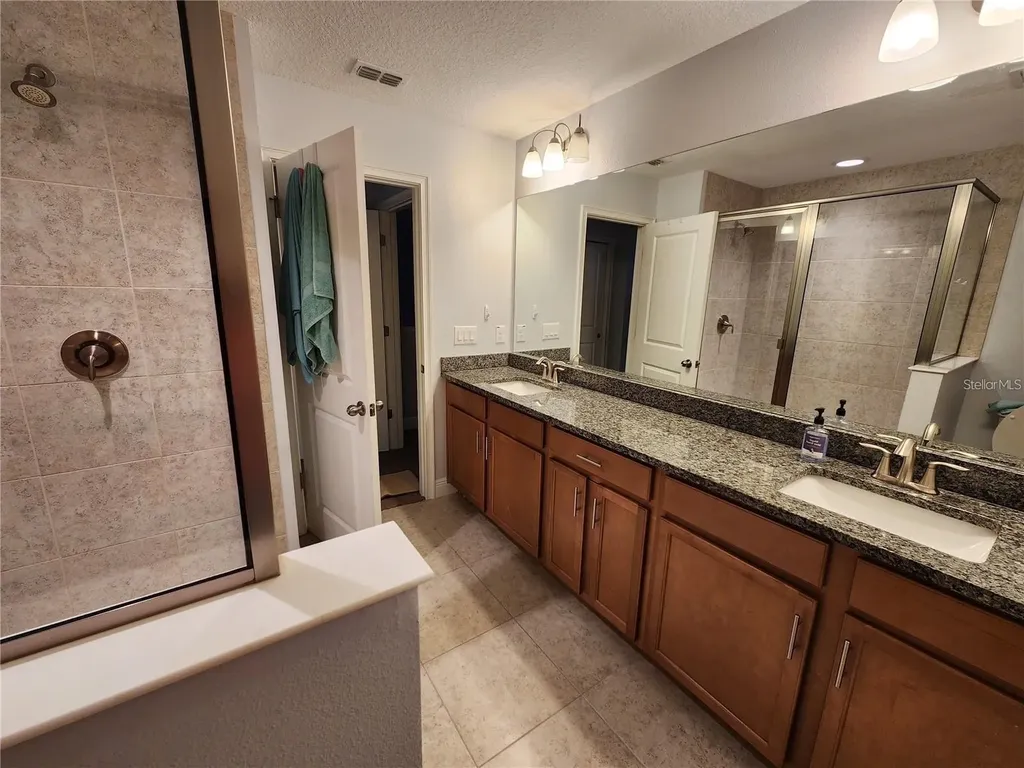 5514 Viola Lee Way Lutz FL 33558