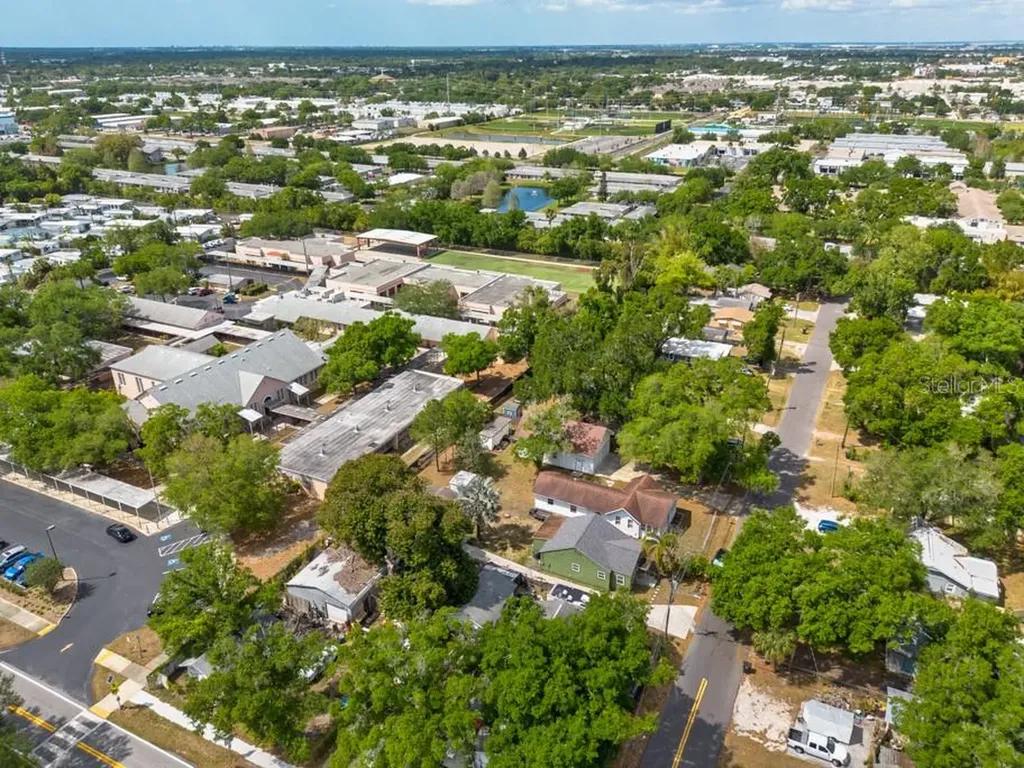 5818 39th Street N St Petersburg FL 33714