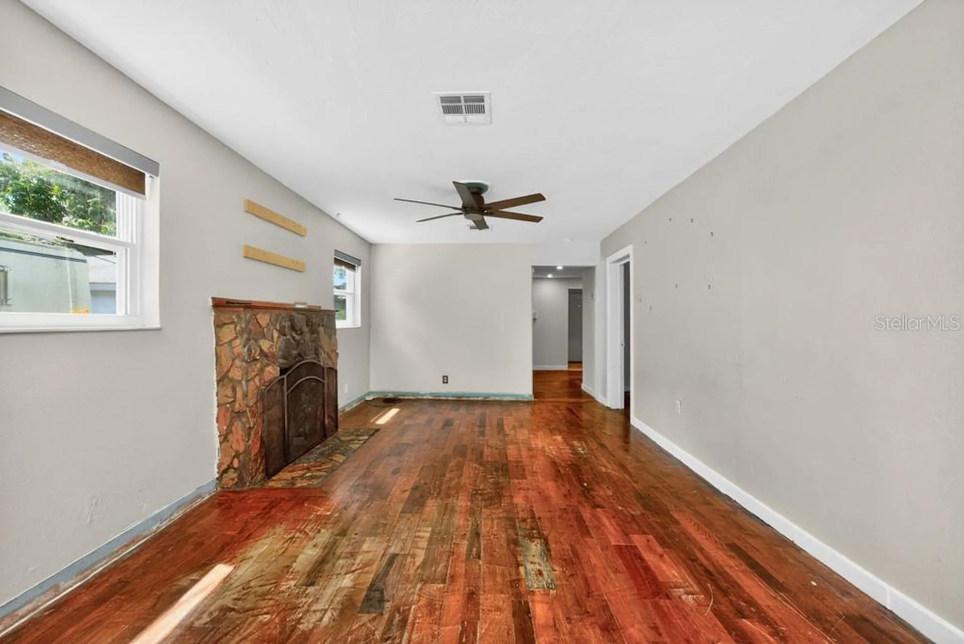 5818 39th Street N St Petersburg FL 33714