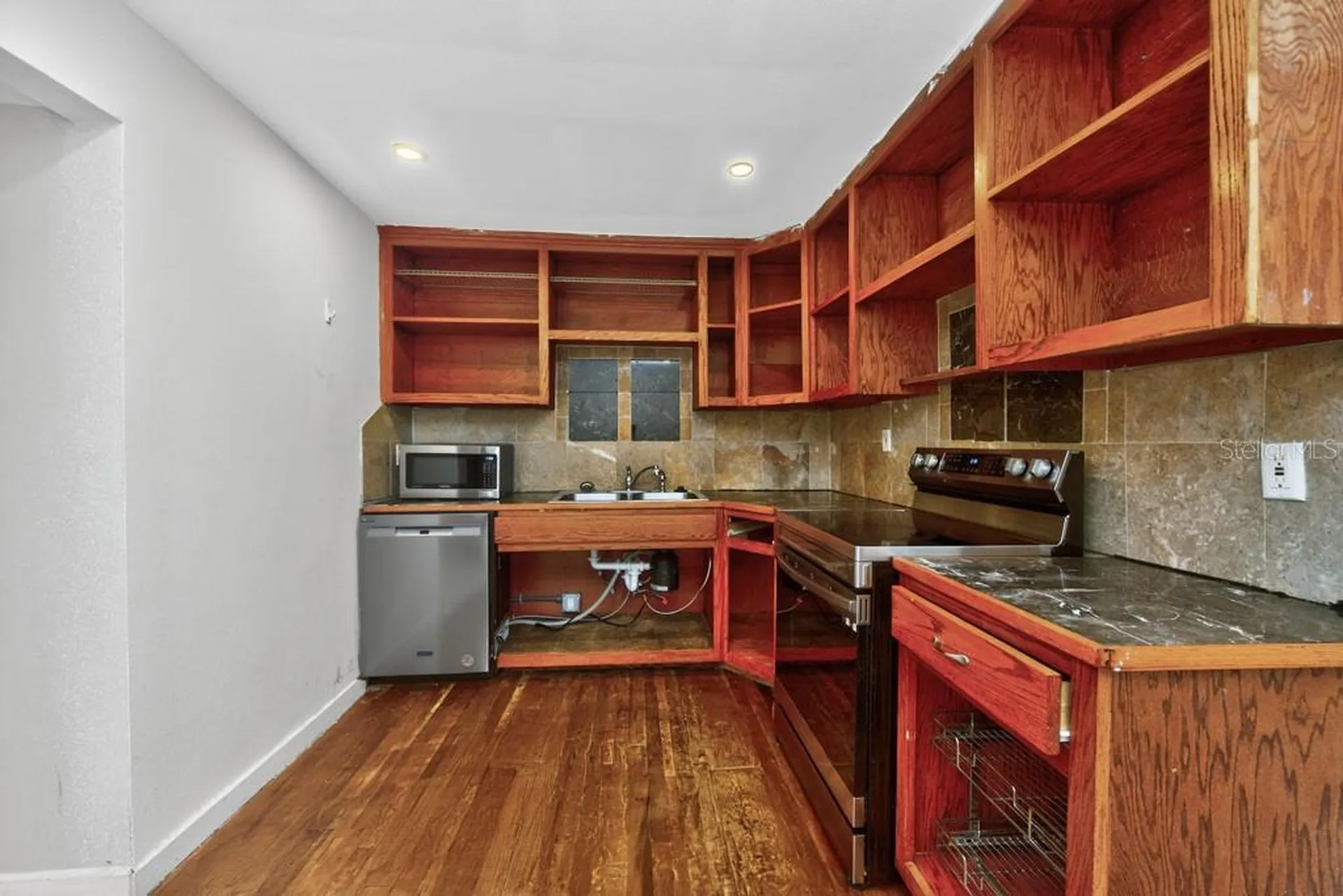 5818 39th Street N St Petersburg FL 33714