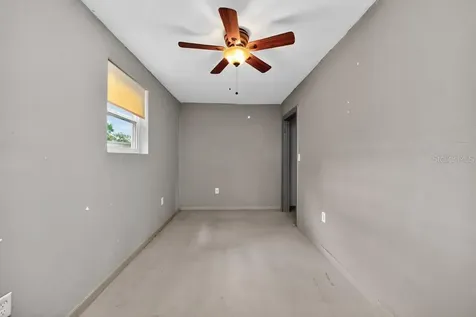 5818 39th Street N St Petersburg FL 33714