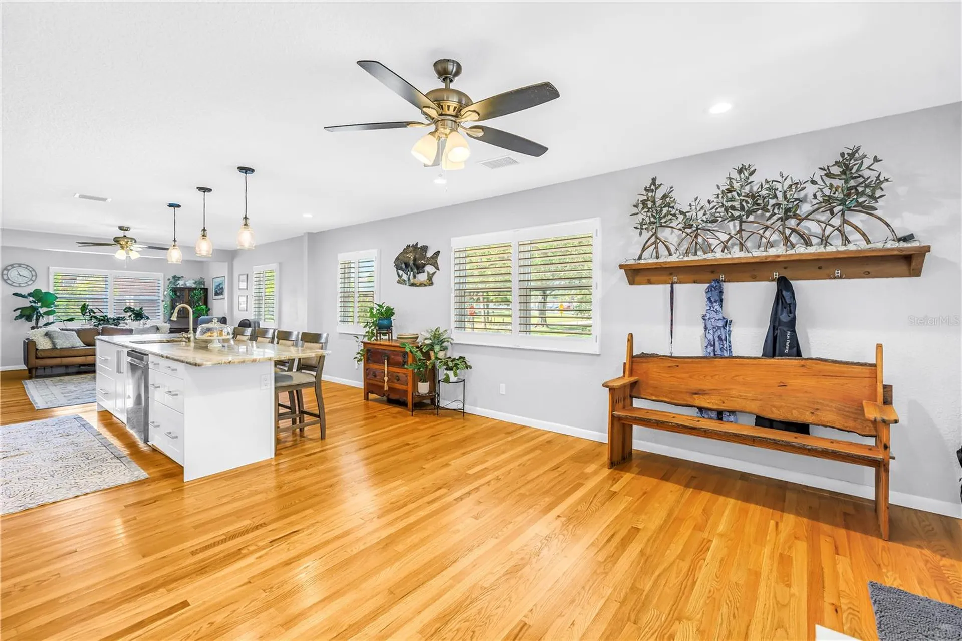 201 35th Avenue NE St Petersburg FL 33704