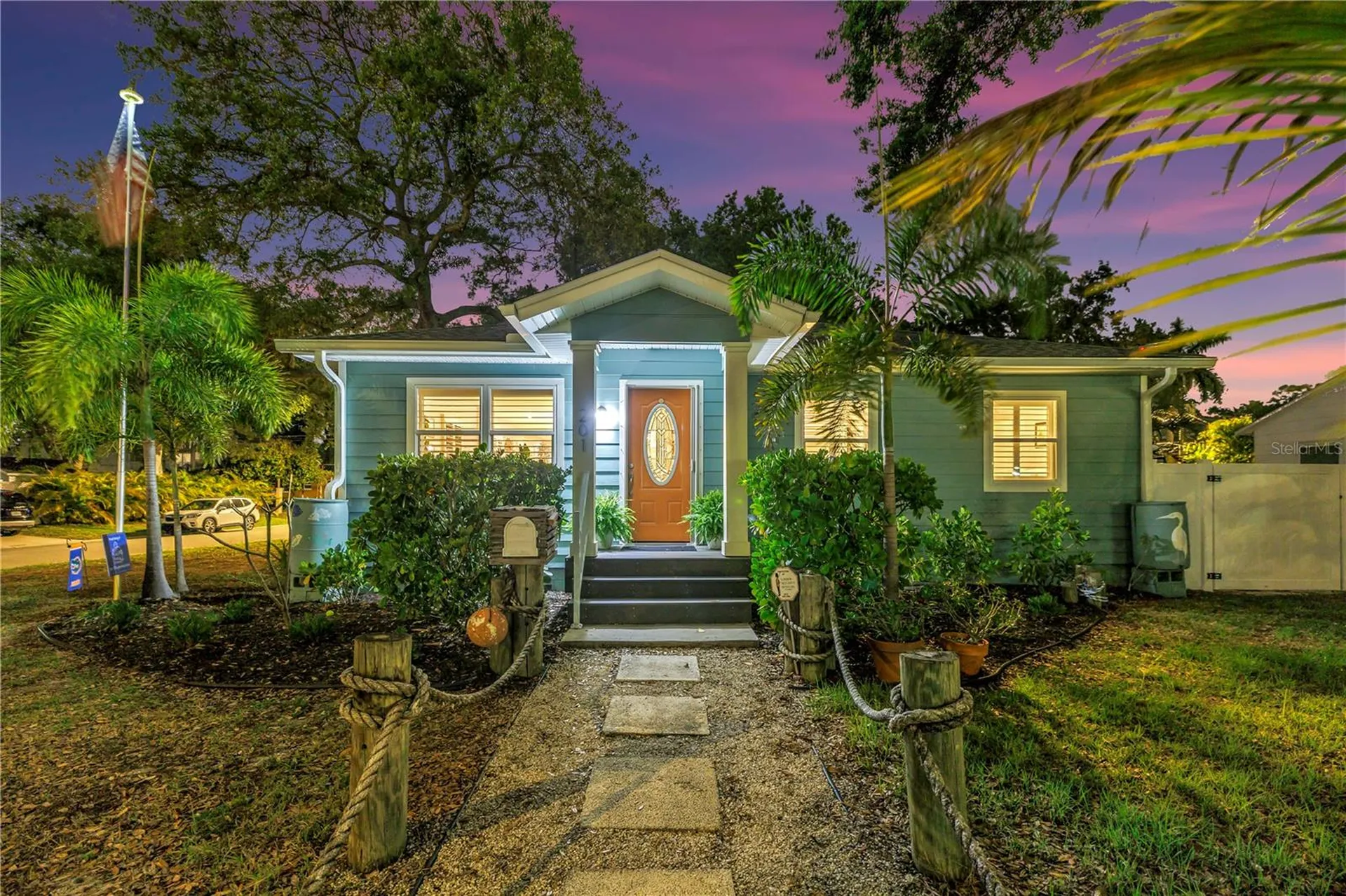 201 35th Avenue NE St Petersburg FL 33704