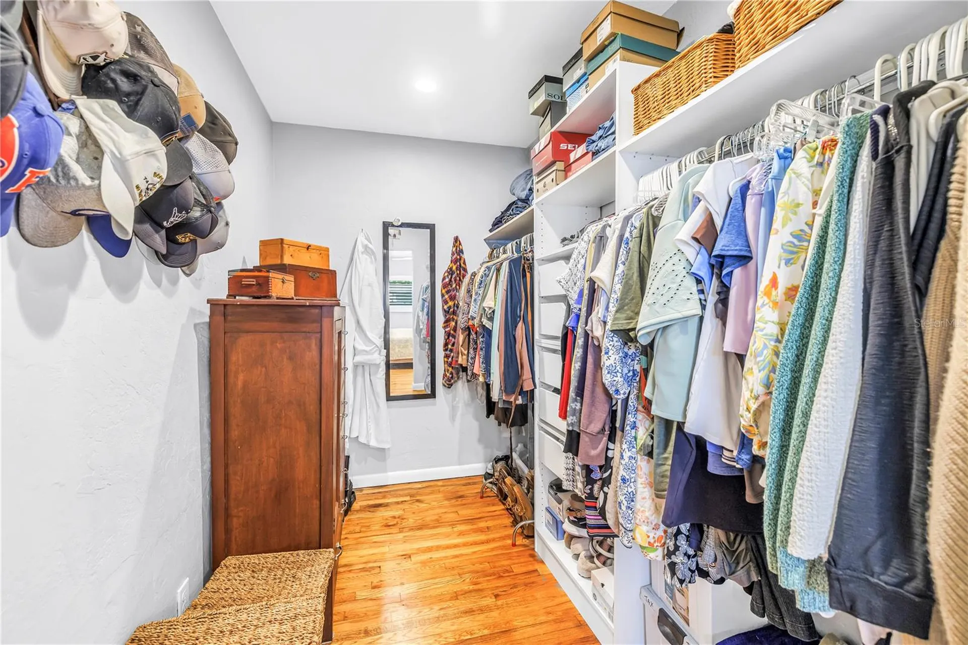 201 35th Avenue NE St Petersburg FL 33704