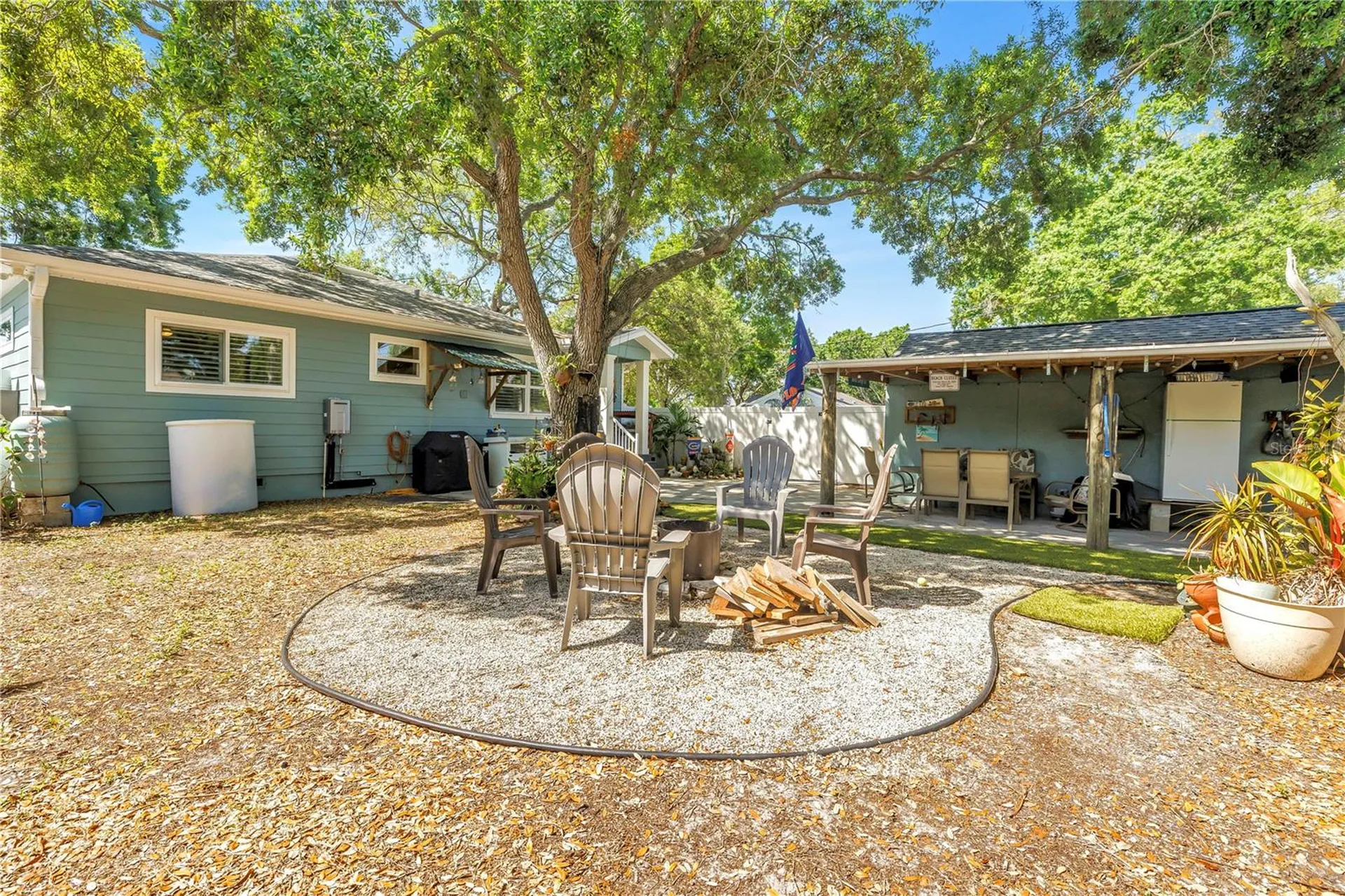 201 35th Avenue NE St Petersburg FL 33704