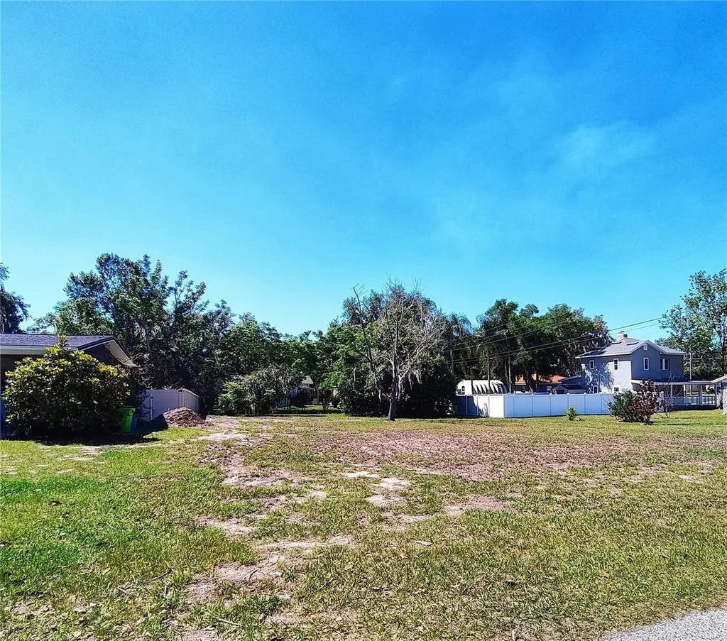 0 E Myrtle Street Howey In The Hills FL 34737