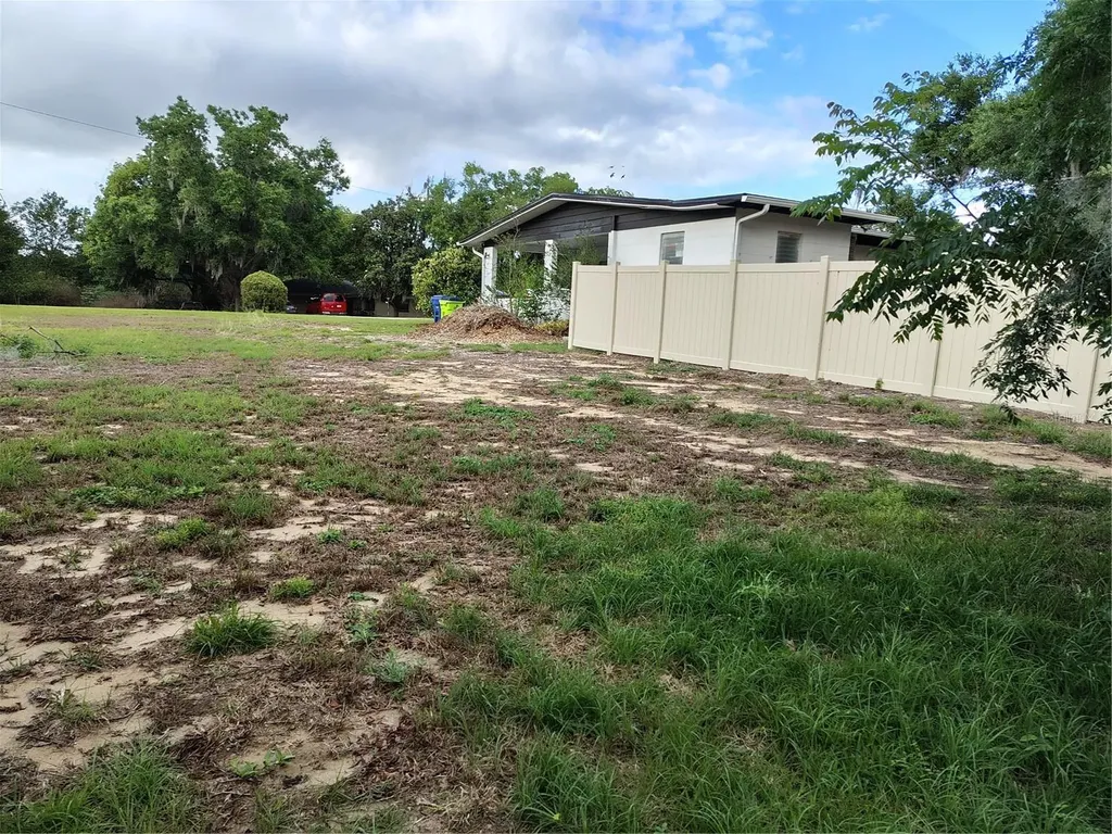 0 E Myrtle Street Howey In The Hills FL 34737