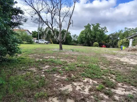 0 E Myrtle Street Howey In The Hills FL 34737