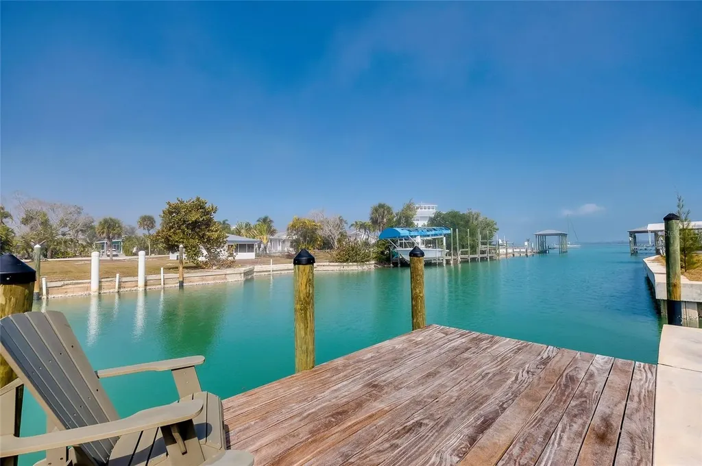 170 Mockingbird Lane Englewood FL 34223