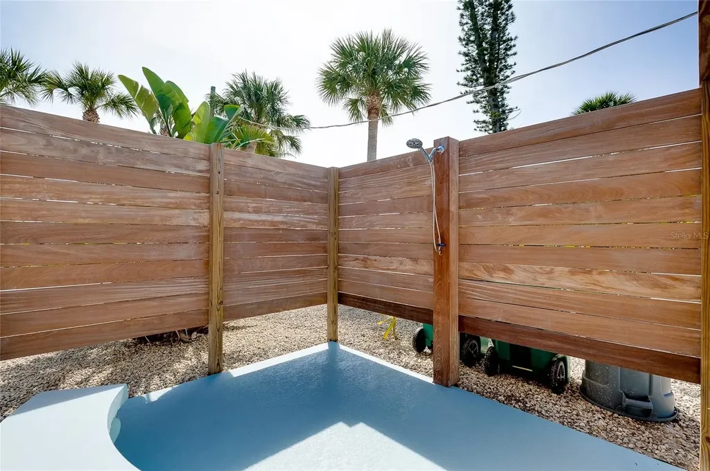 170 Mockingbird Lane Englewood FL 34223
