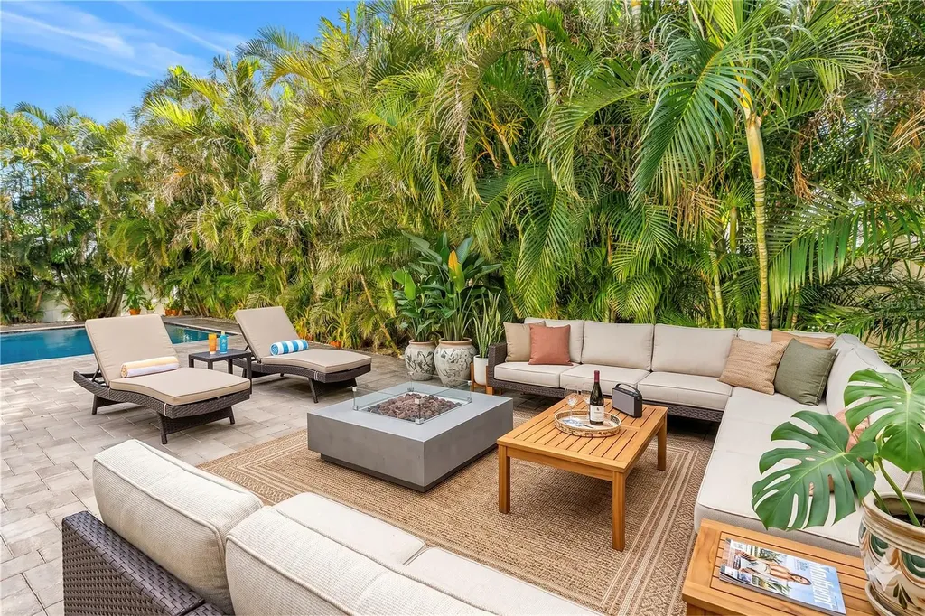 343 8th Avenue N Tierra Verde FL 33715