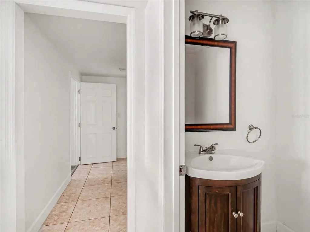 822 Diane Circle Englewood FL 34223