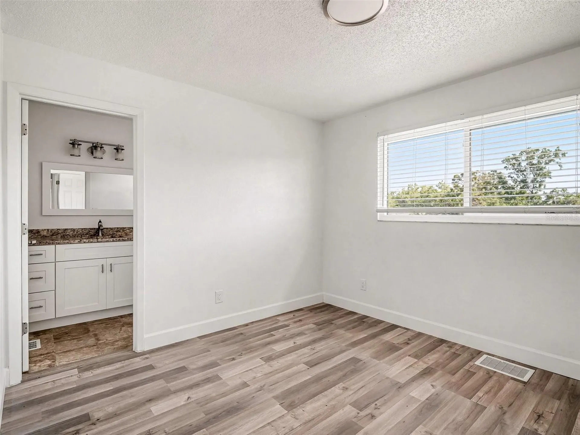 822 Diane Circle Englewood FL 34223
