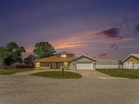 822 Diane Circle Englewood FL 34223