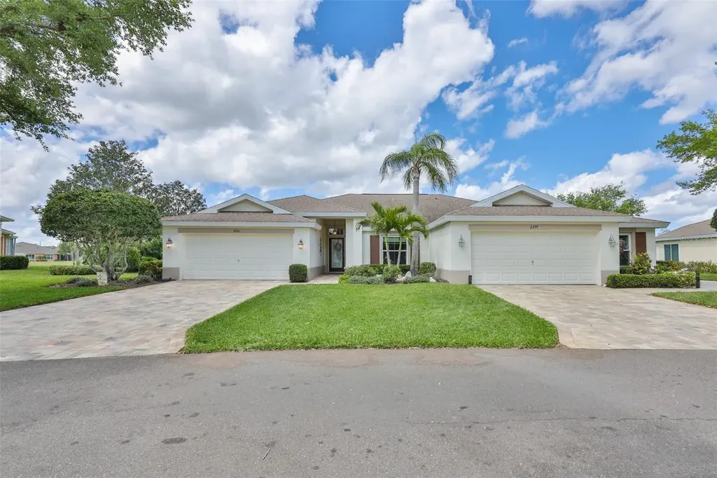 2261 Brookfield Greens Circle Sun City Center FL 33573