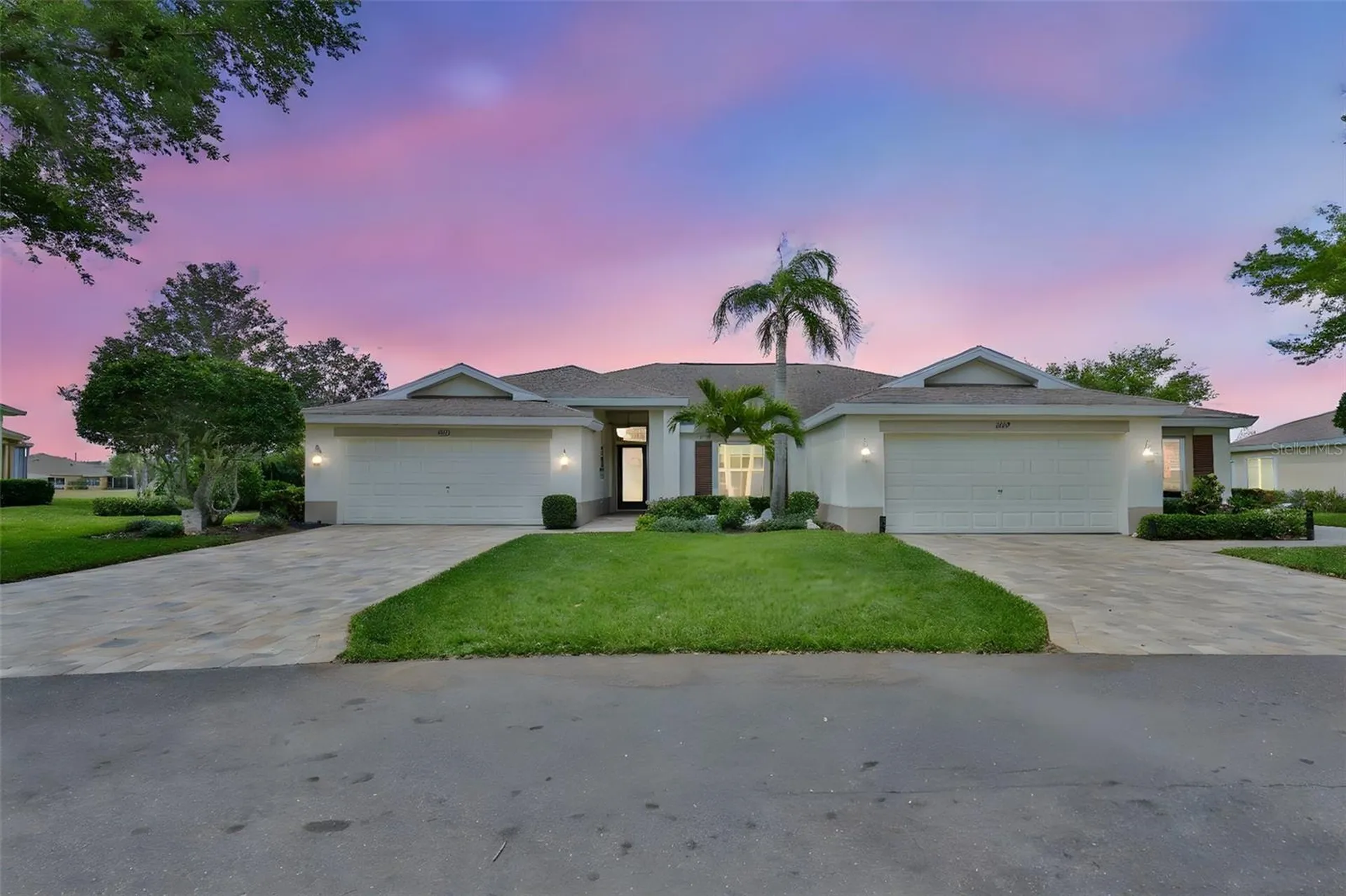 2261 Brookfield Greens Circle Sun City Center FL 33573