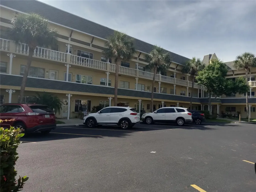 2459 Franciscan Drive Clearwater FL 33763