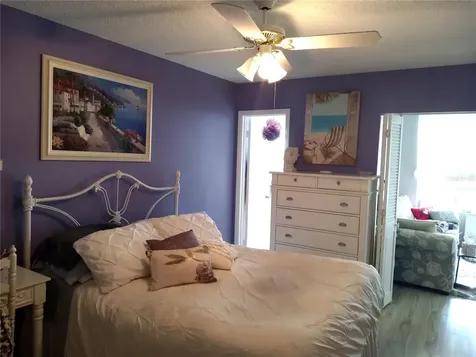 2459 Franciscan Drive Clearwater FL 33763