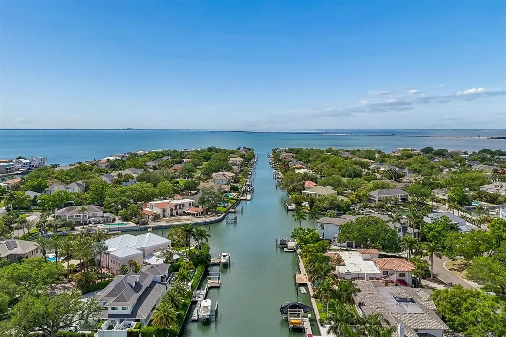 4804 Culbreath Isles Road Tampa FL 33629