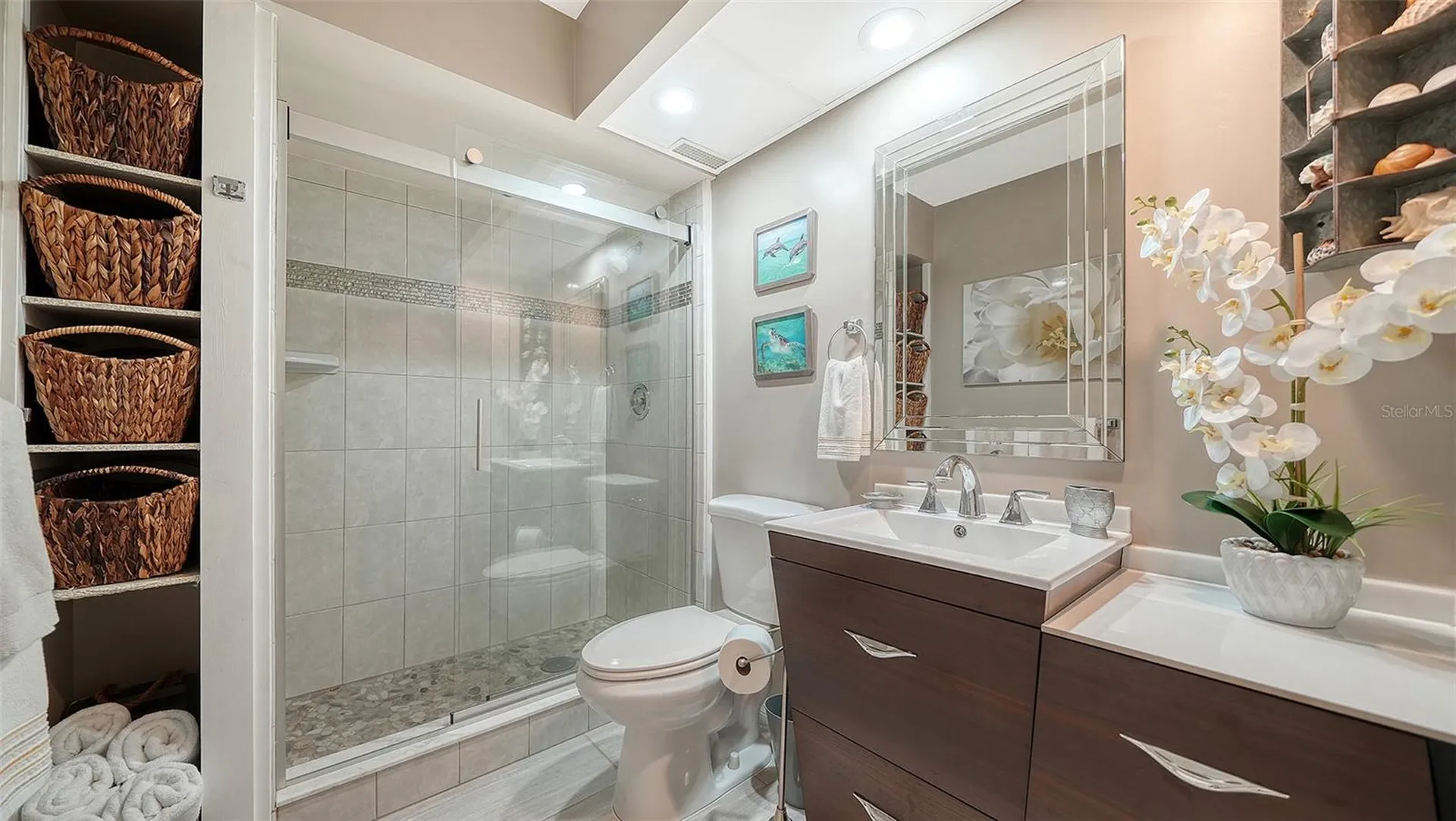225 Hourglass Way Sarasota FL 34242