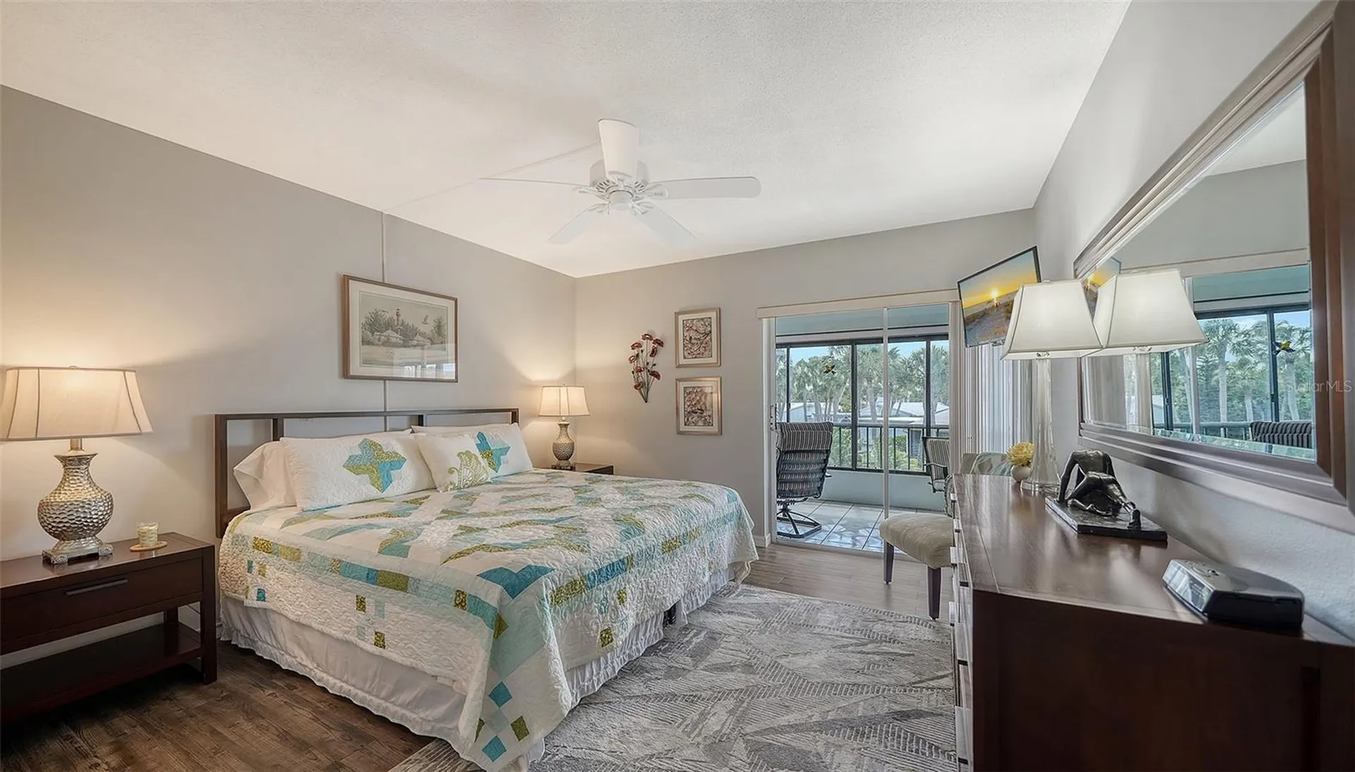 225 Hourglass Way Sarasota FL 34242