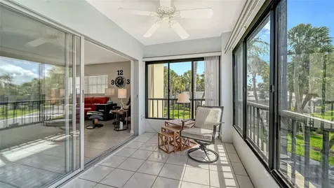 225 Hourglass Way Sarasota FL 34242