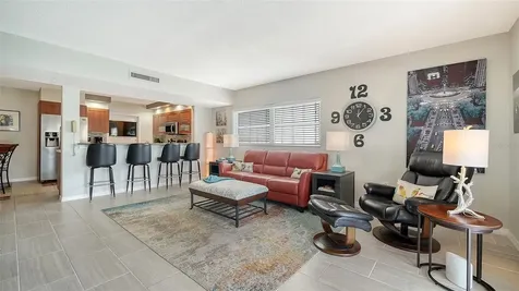 225 Hourglass Way Sarasota FL 34242
