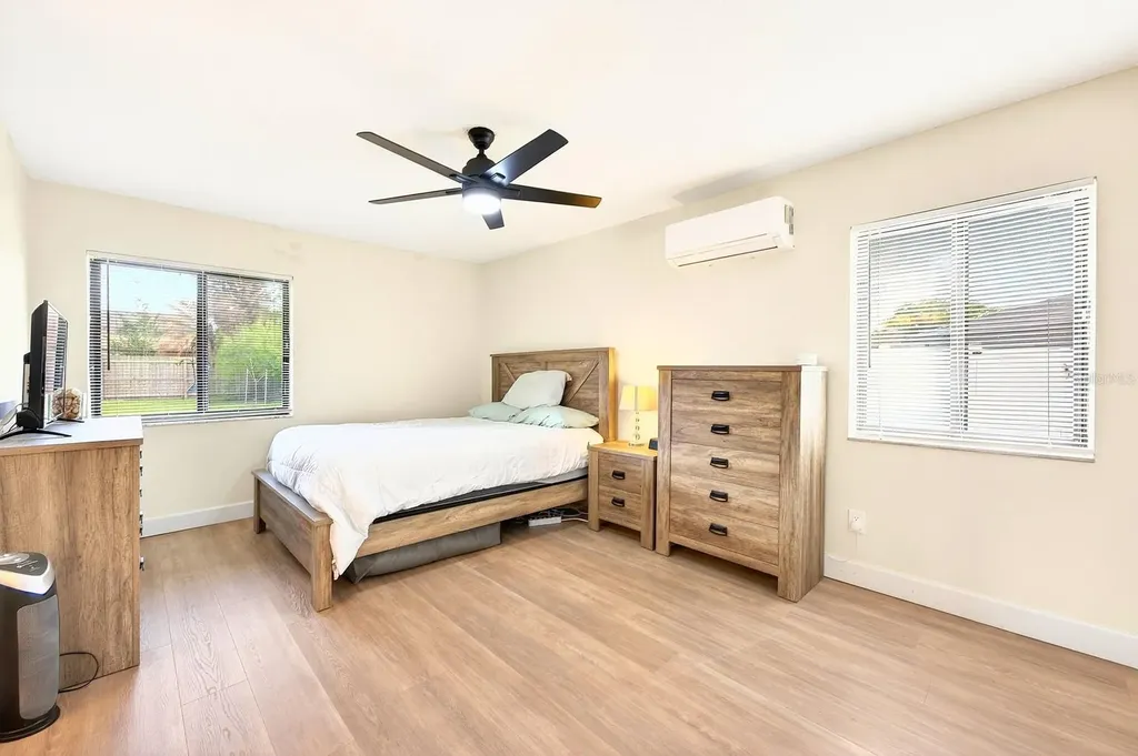 20810 Marlin Street Orlando FL 32833