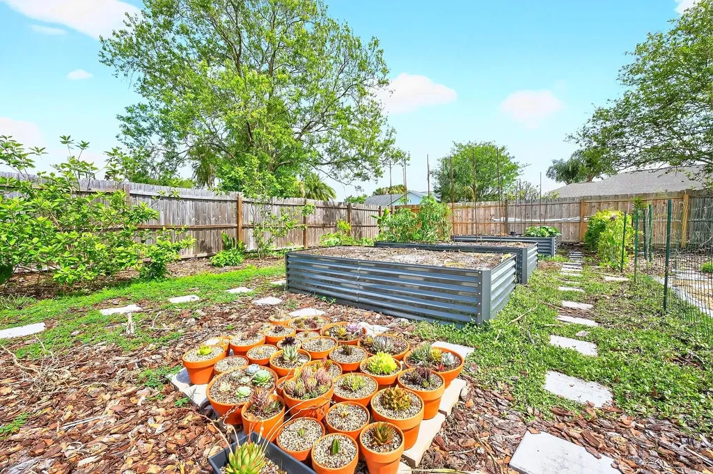 20810 Marlin Street Orlando FL 32833
