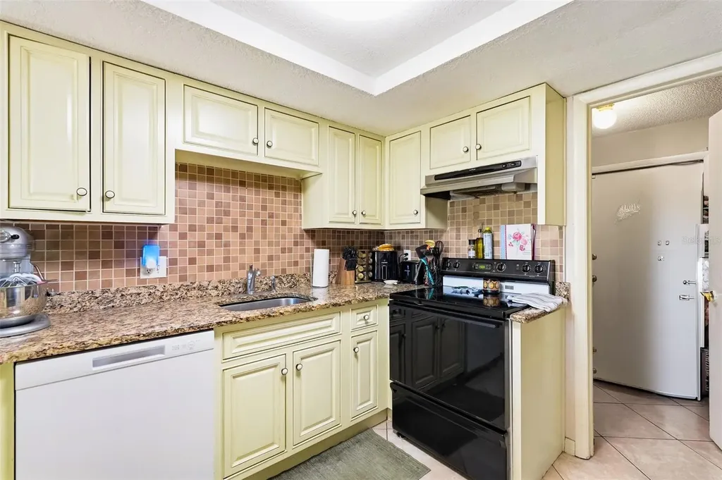 7322 Stone Haven Court N Pinellas Park FL 33781