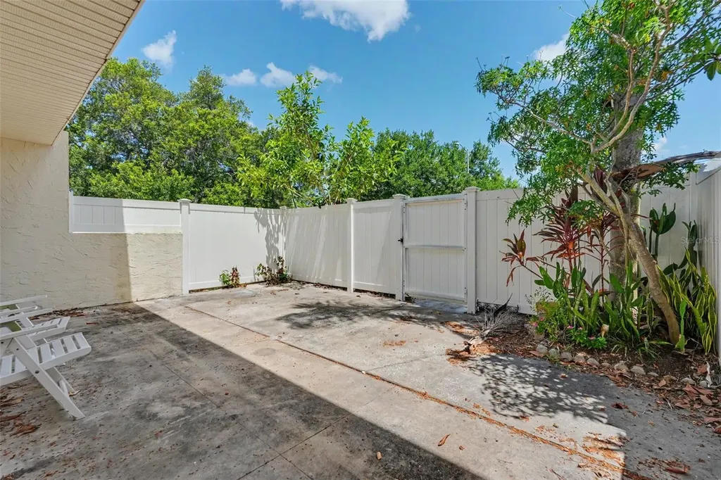 7322 Stone Haven Court N Pinellas Park FL 33781